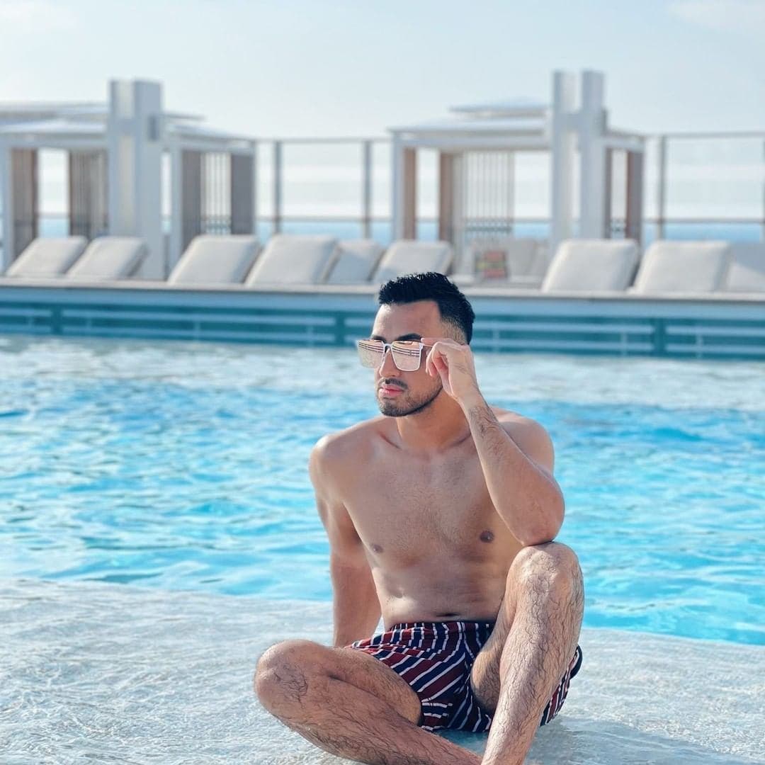 Spectrum of the Seas VS Genting Dream: The Palace Pool