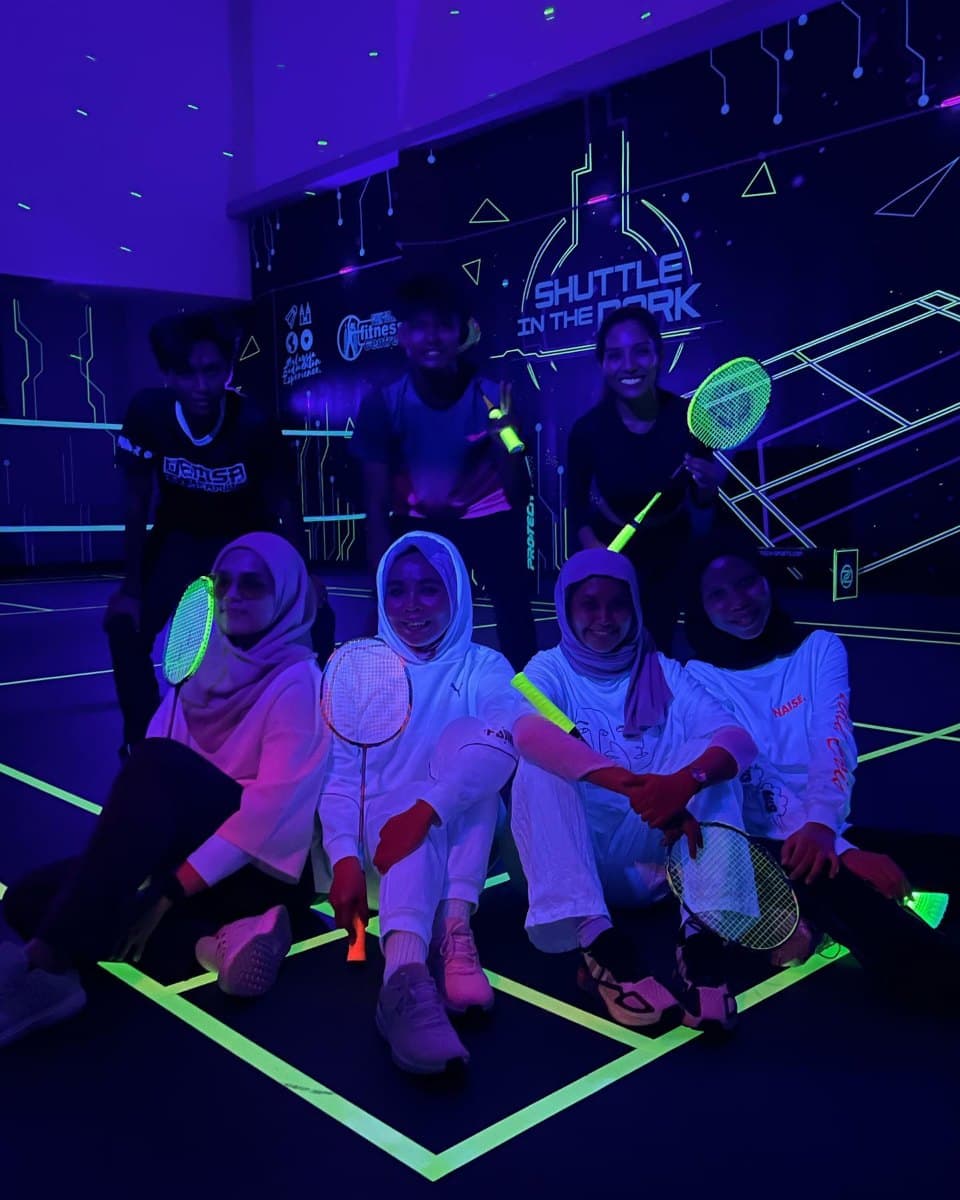 KL's Top 15 Picks for Memorable Team Building Activities - Shuttle In The Dark