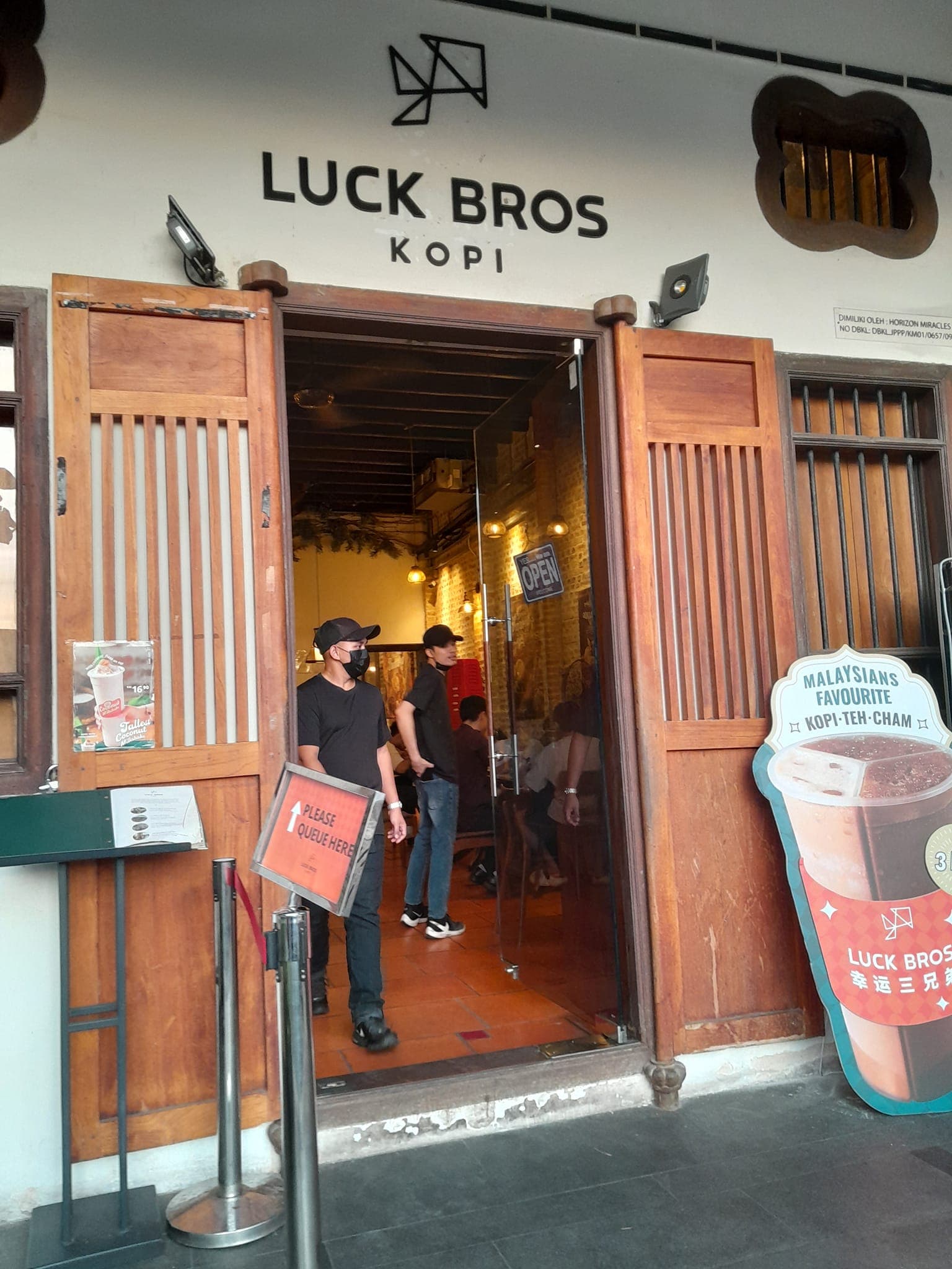 KL in Colours: A 2D1N Artistic Team Building to Spark Creativity - Luckbros Kopi