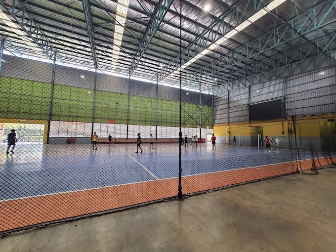 15 Exciting Sports Team-Building Activities in KL to Boost Team Spirit: Futsalhub & Badmintonhub Ampang