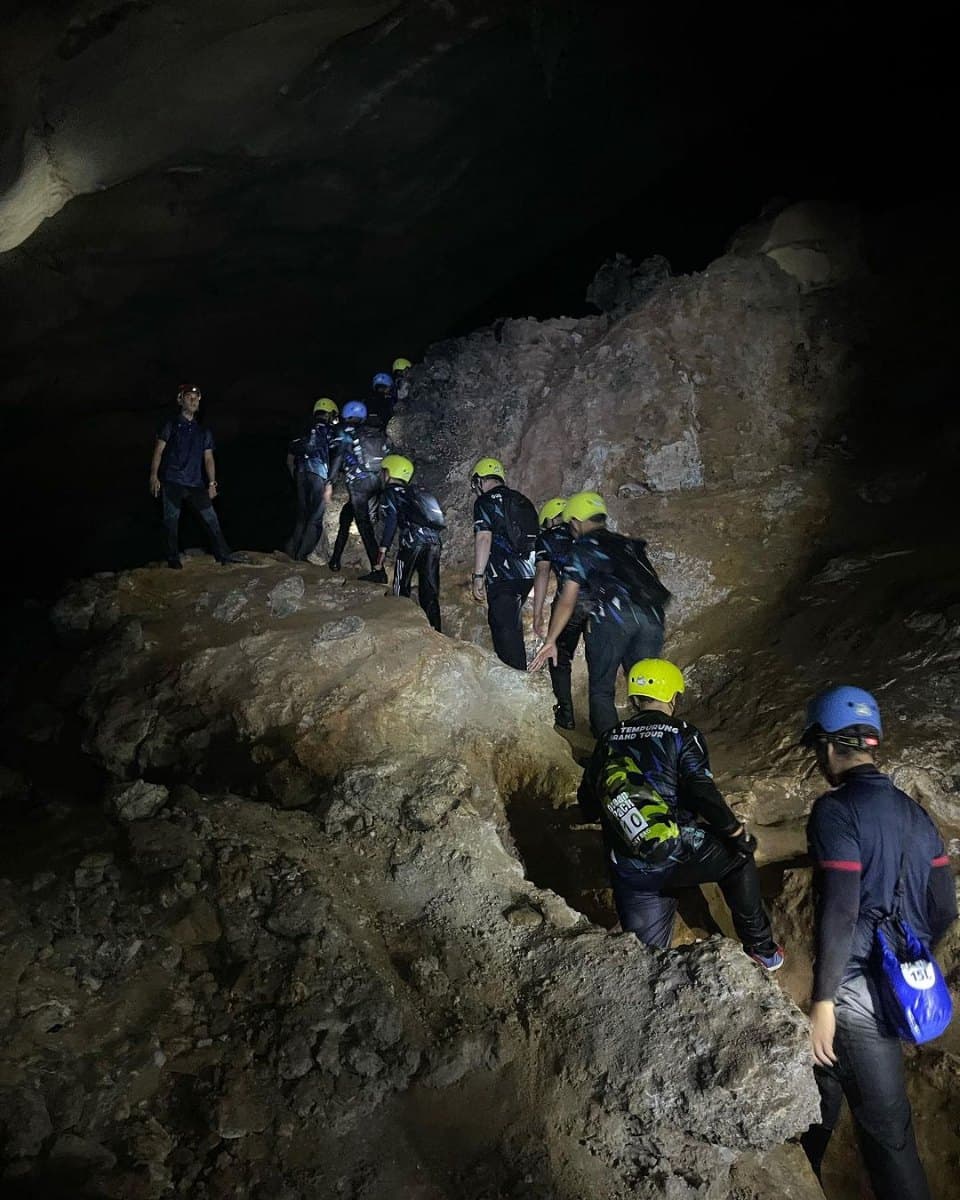 Team Harmony in Perak: Caving in Gua Tempurung