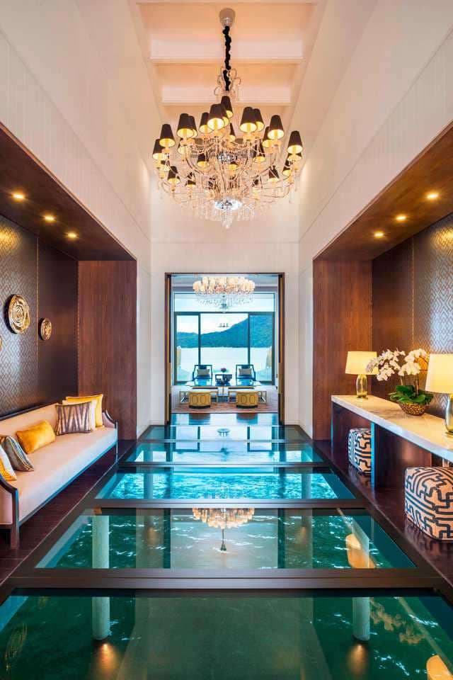7 Top-Rated Luxury Hotels & Resorts (The St. Regis Langkawi)