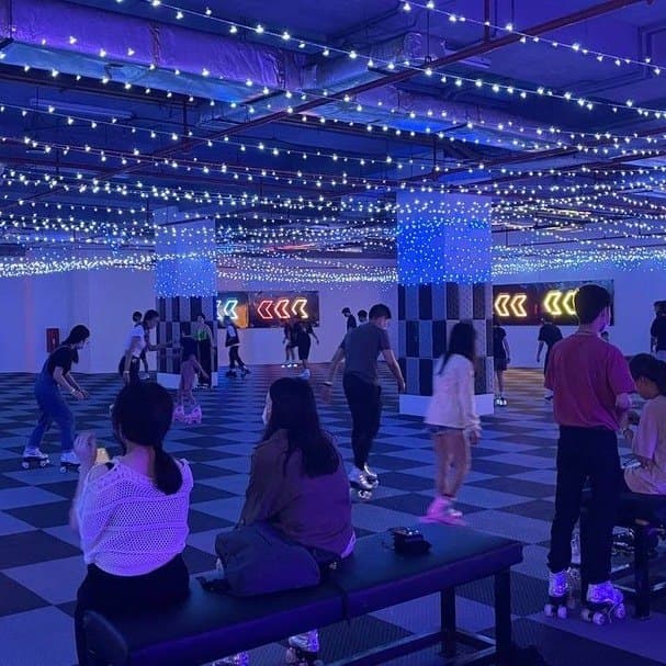 KL's Top 15 Picks for Memorable Team Building Activities - PLSC JR Roller Skate