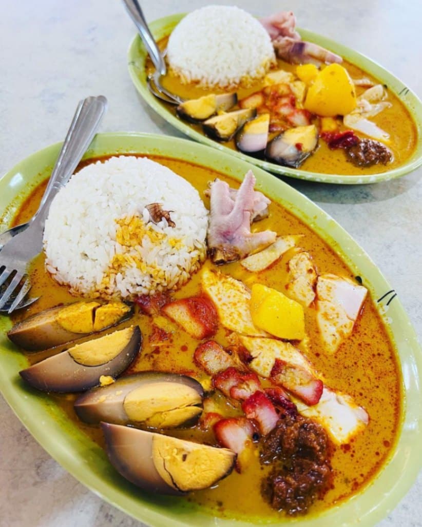 (Sarawak Escape) 4 Days 3 Nights Itinerary: Team Bonding -  Ming Ming Foodcourt