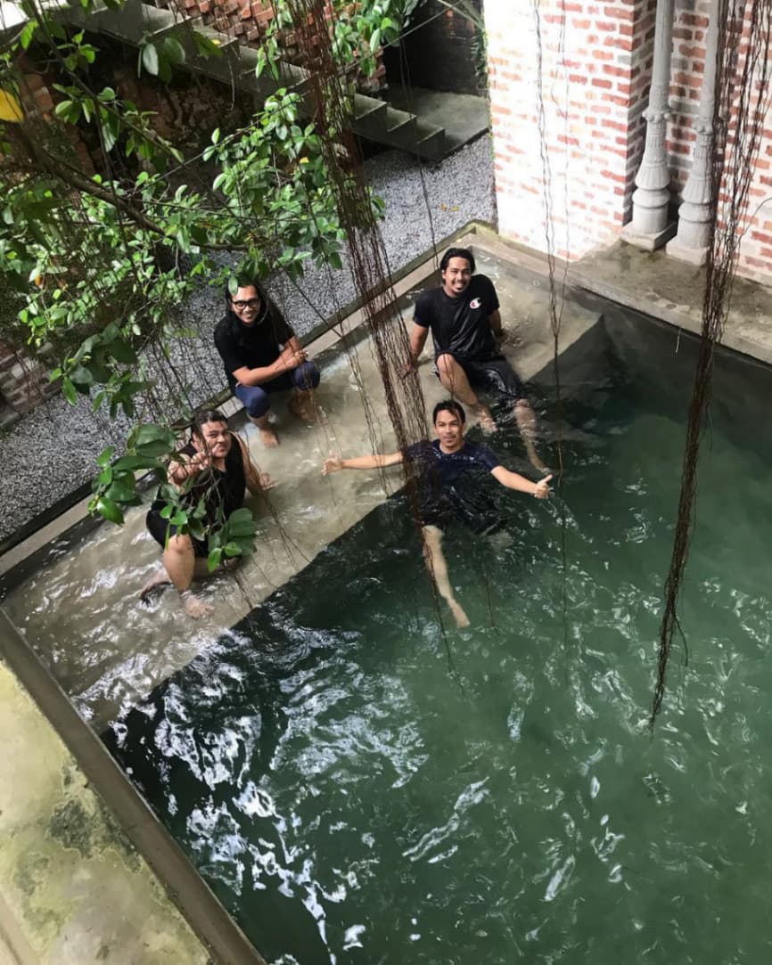 Team Bonding in the City: 11 Corporate Retreat Staycations in KL's Vicinity (Sekeping Jugra)