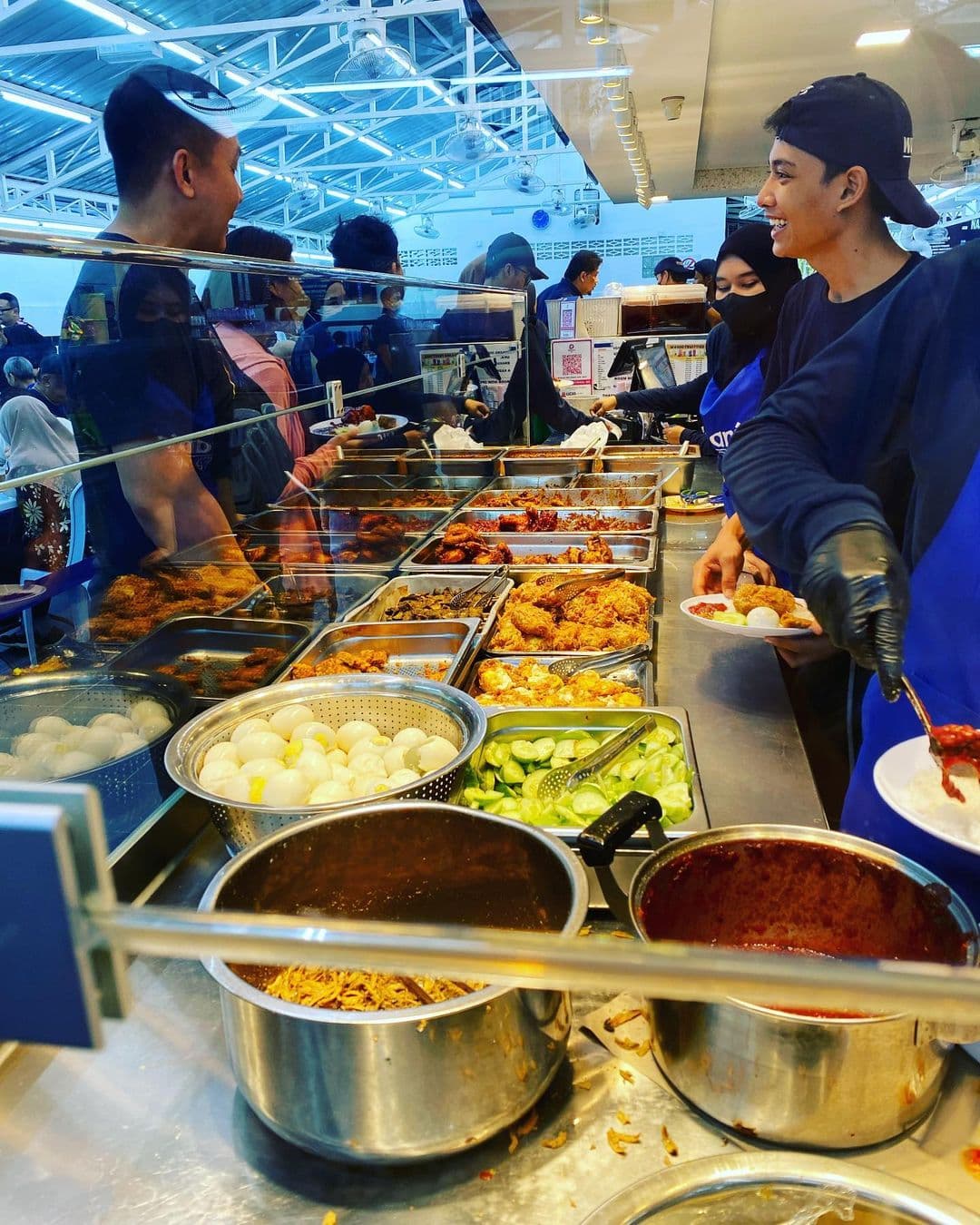 2D1N Team Building in KL: Itinerary With Exciting Activities for Big Groups - Nasi Lemak Wanjo Kg. Baru