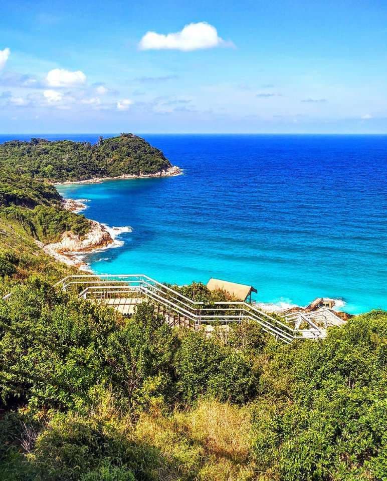 Island Hopping: Pulau Redang, Pulau Perhentian & Pulau Lang Tengah