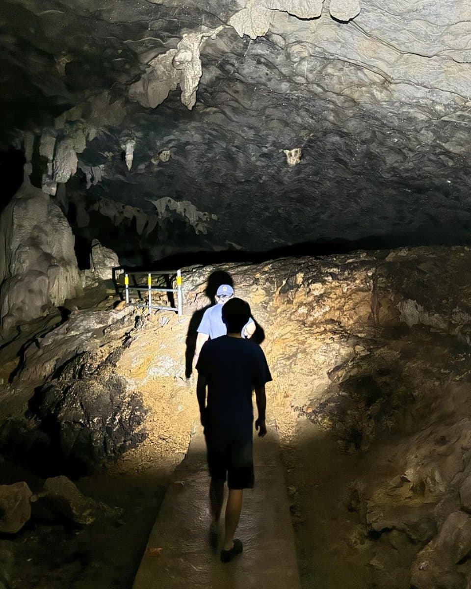 (Sarawak Escape) 4 Days 3 Nights Itinerary: Team Bonding -  Fairy Cave