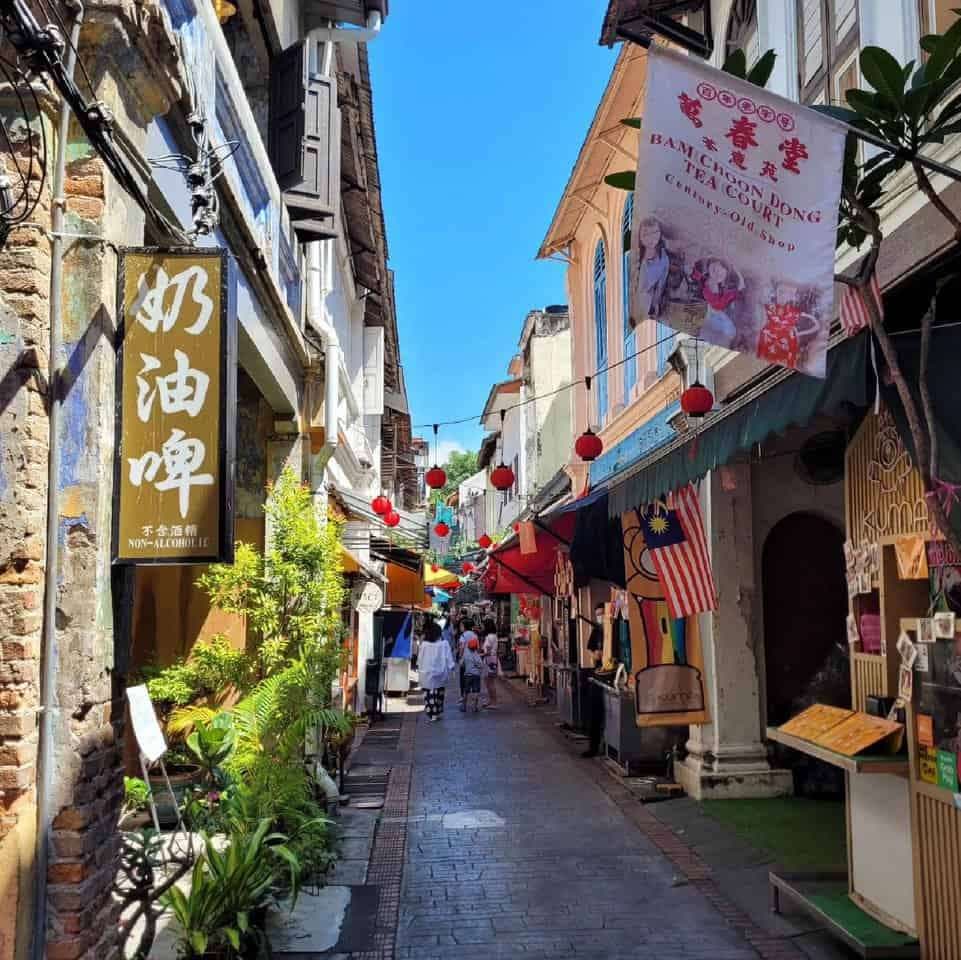 (2D1N) Team Building at Lost World Of Tambun: Concubine Lane