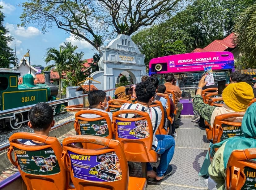2D1N Team Building in KL: Itinerary With Exciting Activities for Big Groups - KL Hop-On Hop-Off