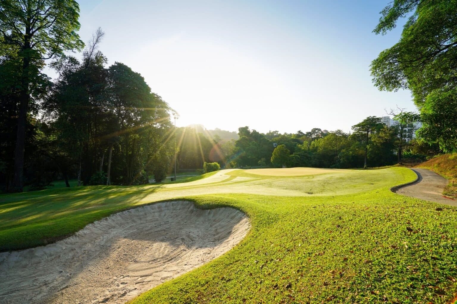 11 Dynamic Sports Activities to Strengthen Team Bonds in Selangor - Kelab Golf Seri Selangor