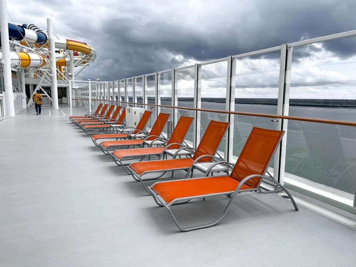 What you can do on Genting Dream Cruise? (Deck)