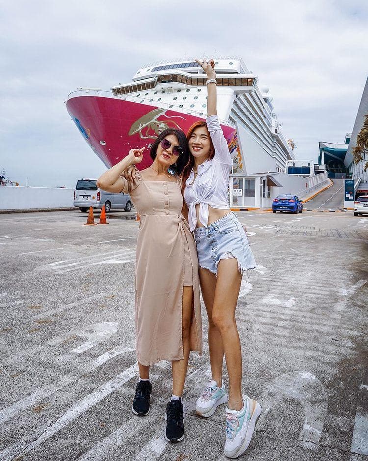 What you can do on Genting Dream Cruise? (Genting Dream Cruise Ship)