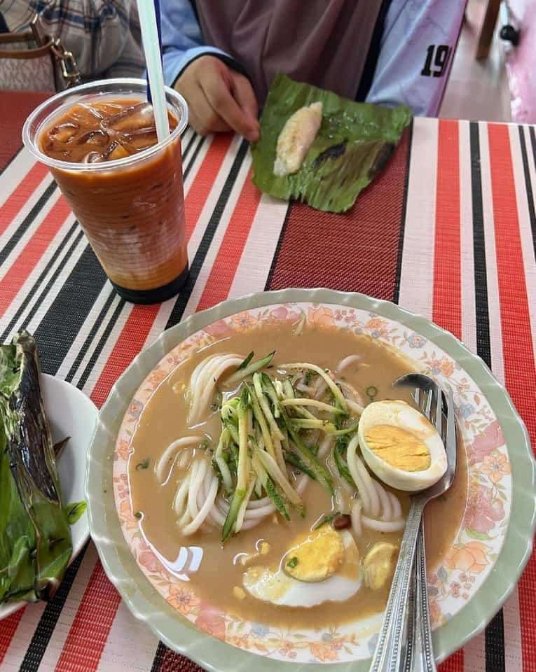 (3D2N) Unlock the Secrets of Perlis: Restaurant Kak Su Laksa