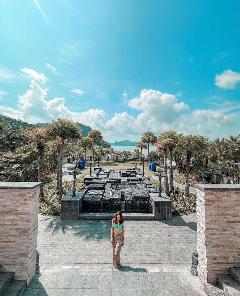 7 Top-Rated Luxury Hotels & Resorts (The St. Regis Langkawi)
