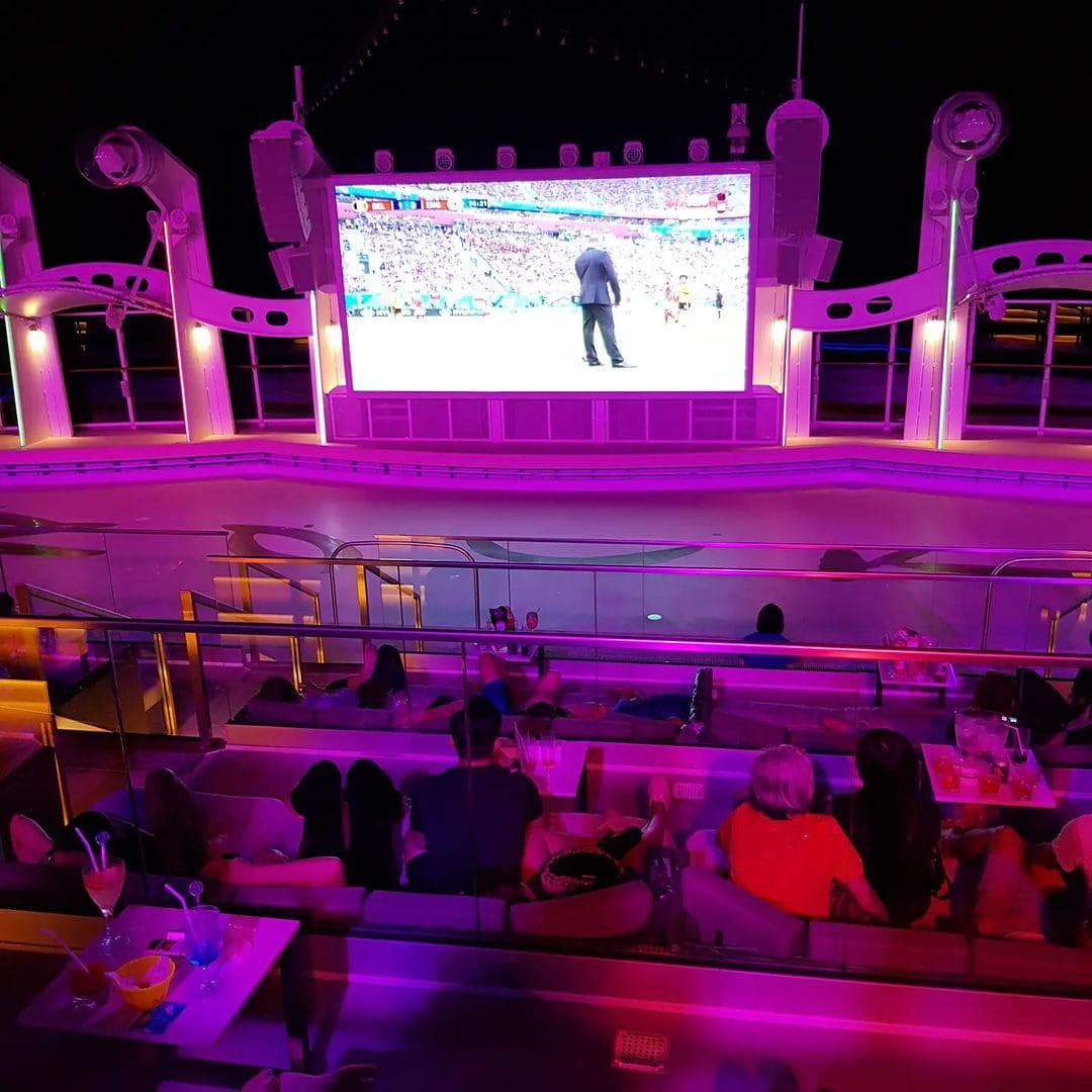 Spectrum of the Seas VS Genting Dream: Genting Dream Cinema