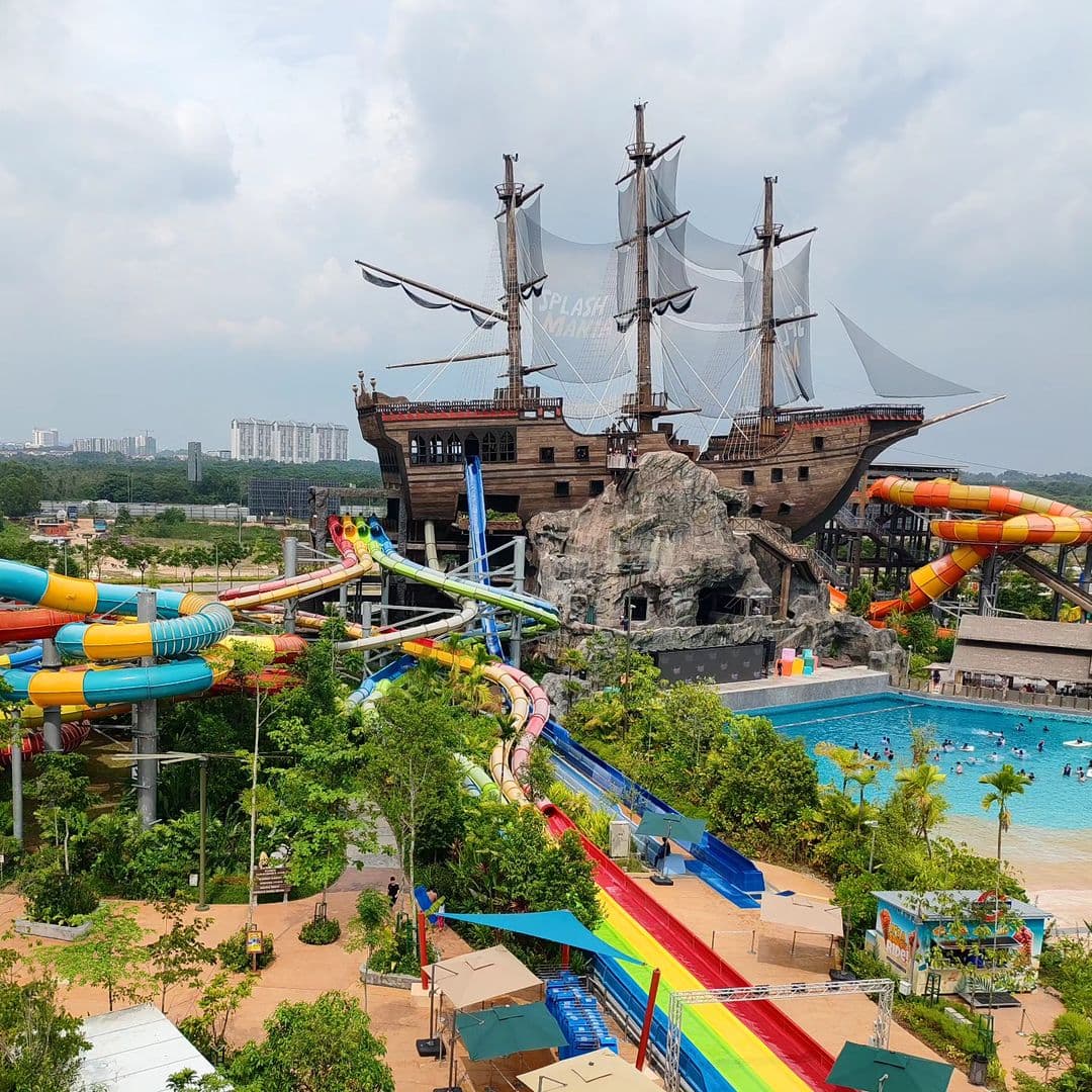 21 Zesty Spots for Gen-Z Team Building in Klang Valley: SplashMania WaterPark