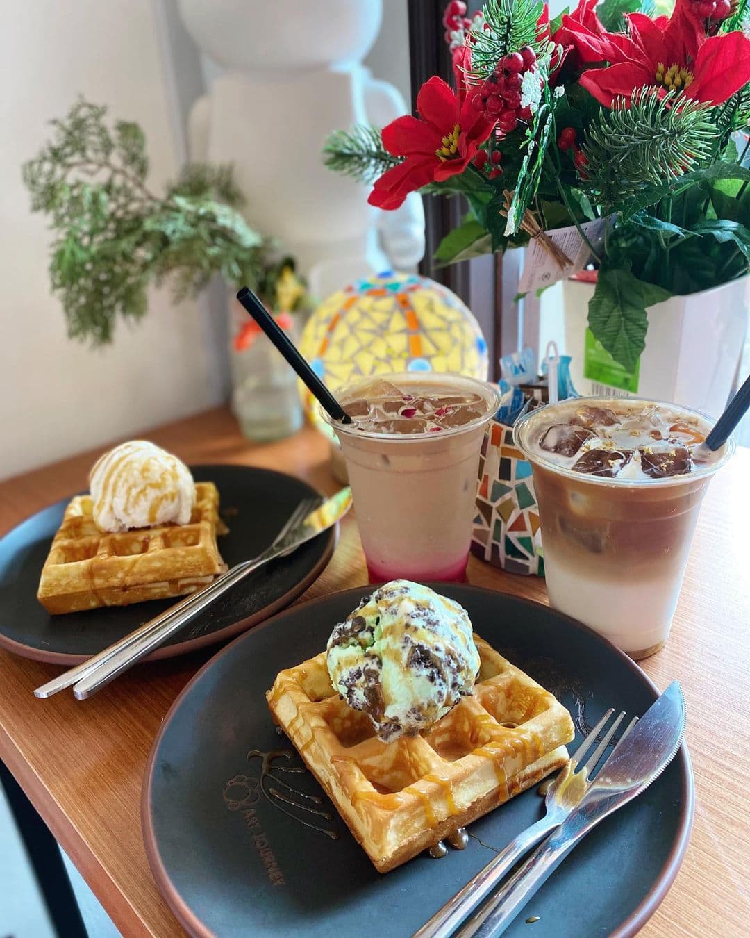From Gardens to Skyline: A 3D2N Team Building Itinerary in Singapore - Art Journey Singapore Cafe