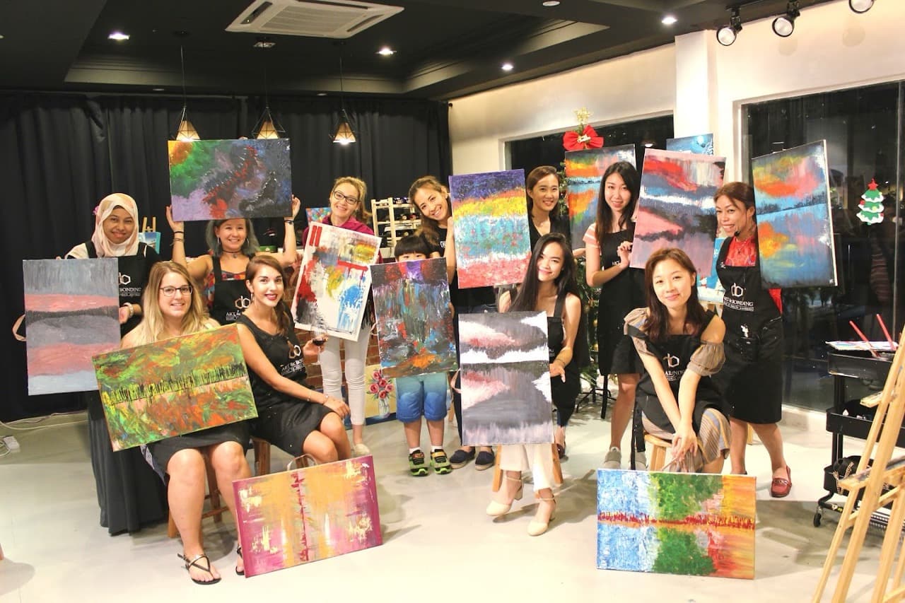 Art & Bonding