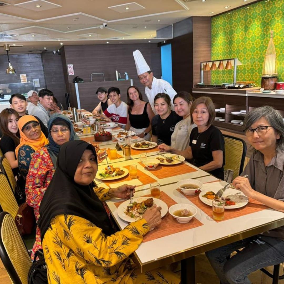 From Gardens to Skyline: A 3D2N Team Building Itinerary in Singapore - Nyonyas & Gentlemen Restaurant