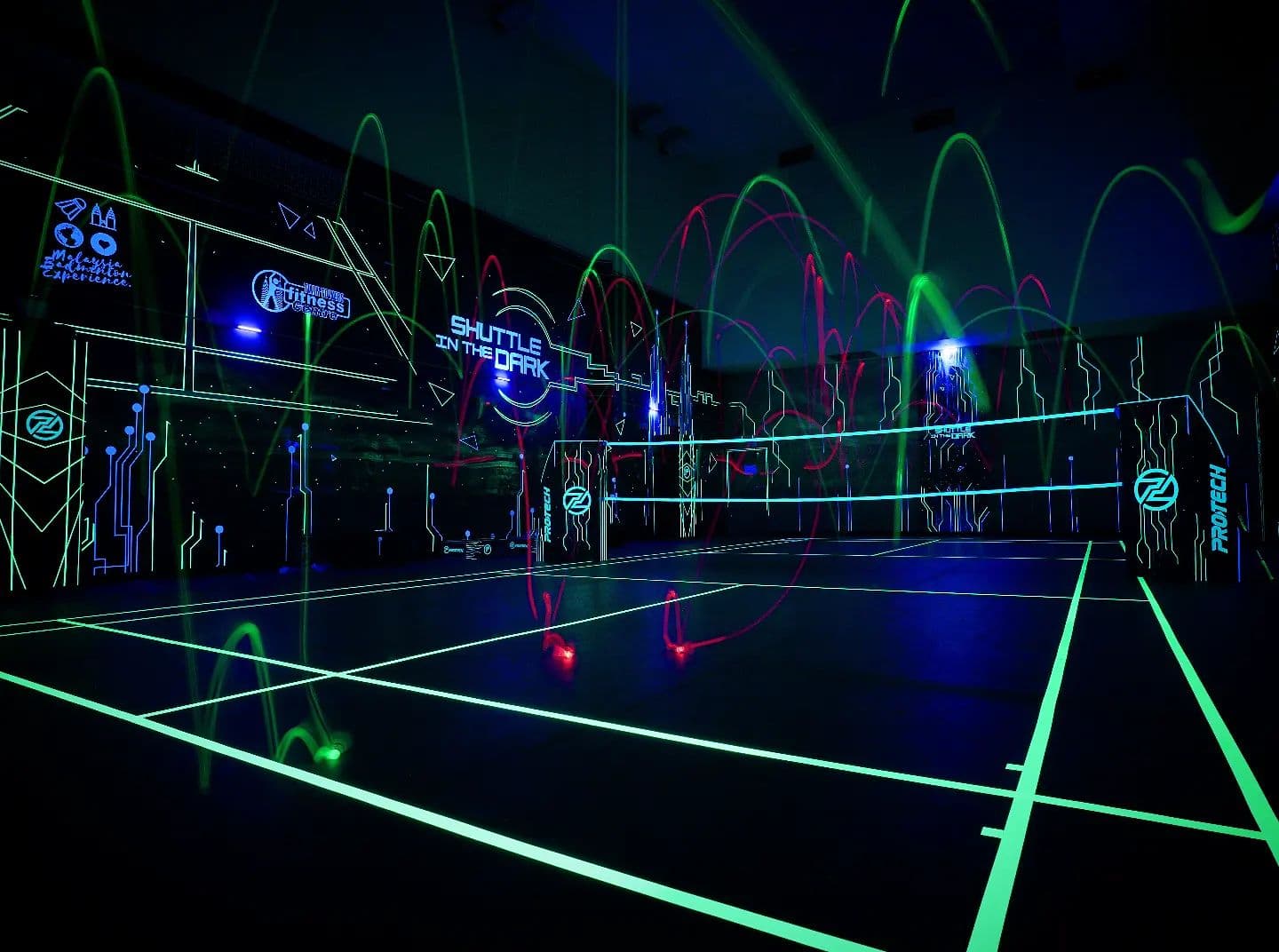 Small Teams, Big Fun: Top 16 Team-Building Activities in KL & Selangor for Small Groups - Shuttle In The Dark