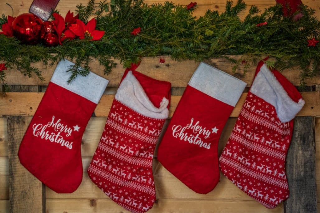 17 Entertaining Office Christmas Party Ideas