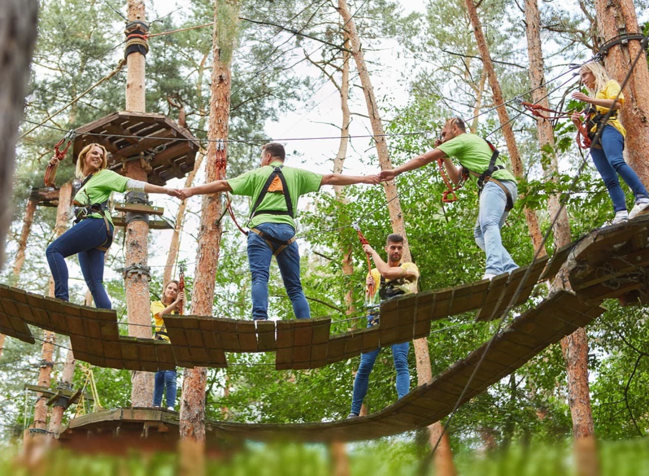 outdoor team building
