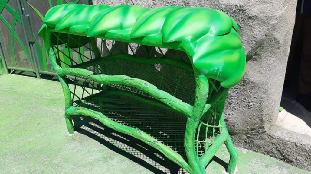 2D1N Genting Highlands Itinerary: Genting SkyWorlds Epic Hummingbird Flyers rack for bags