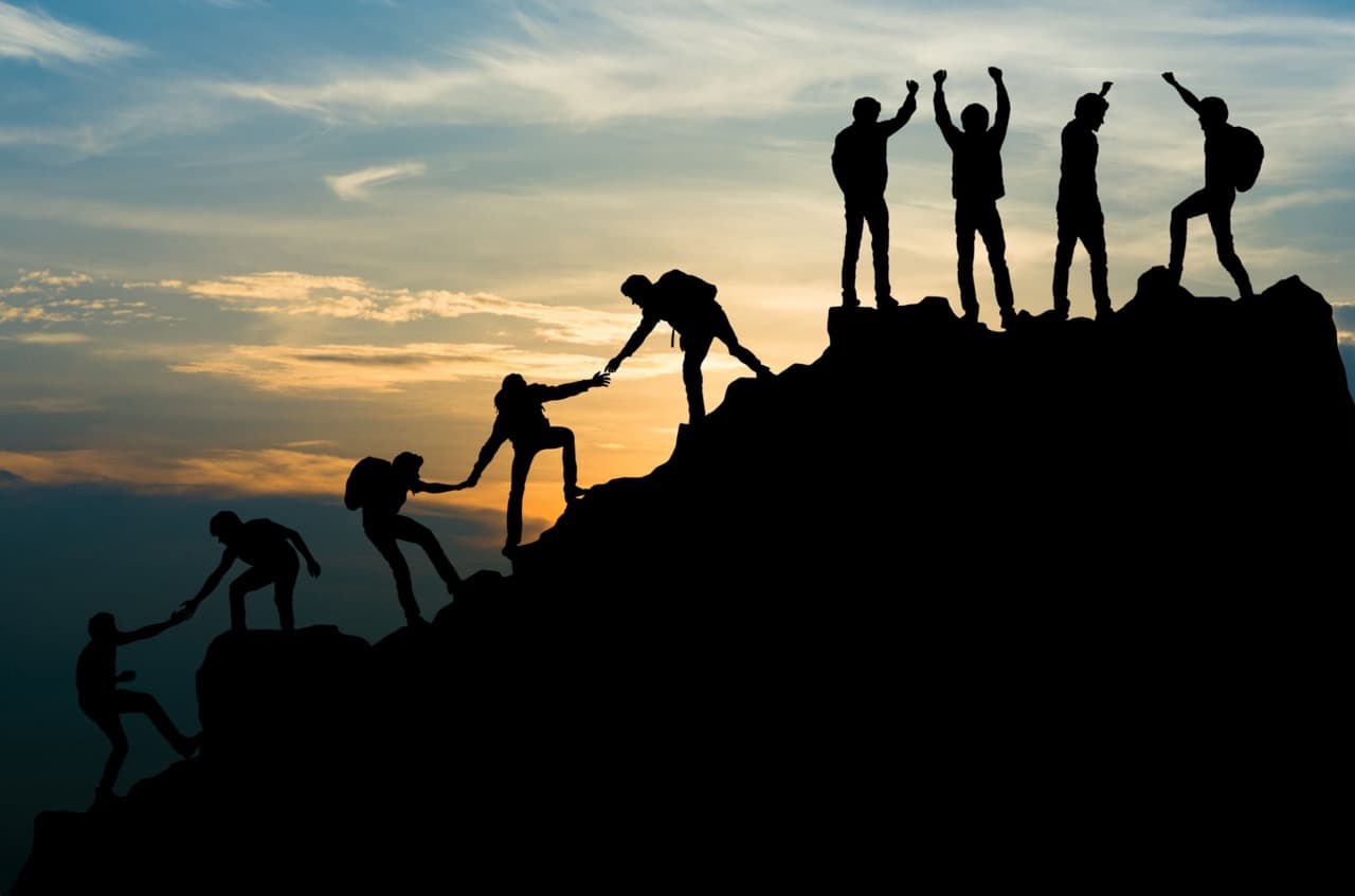 Team Building: Transforming Comfort Zones into Extraordinary Achievements