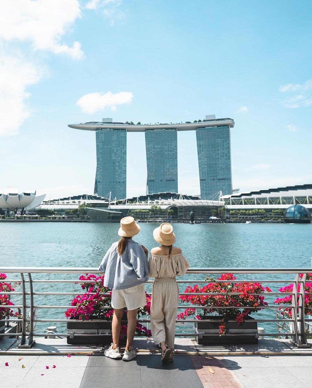 (Work Hard, Play Lavishly) 11 Must-Try Luxury Team Outings in Singapore : Marina Bay Sands Singapore