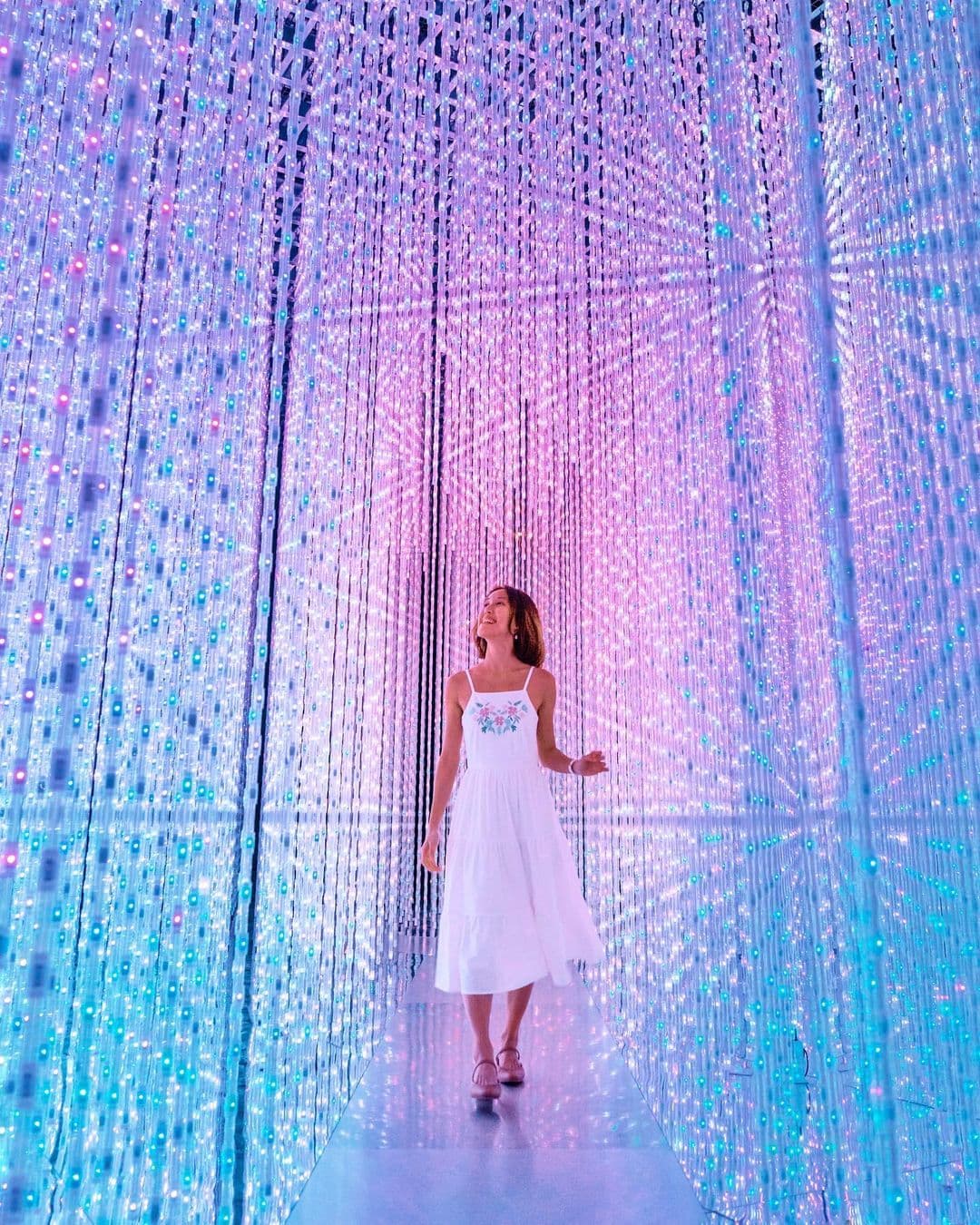 (Work Hard, Play Lavishly) 11 Must-Try Luxury Team Outings in Singapore : ArtScience Museum