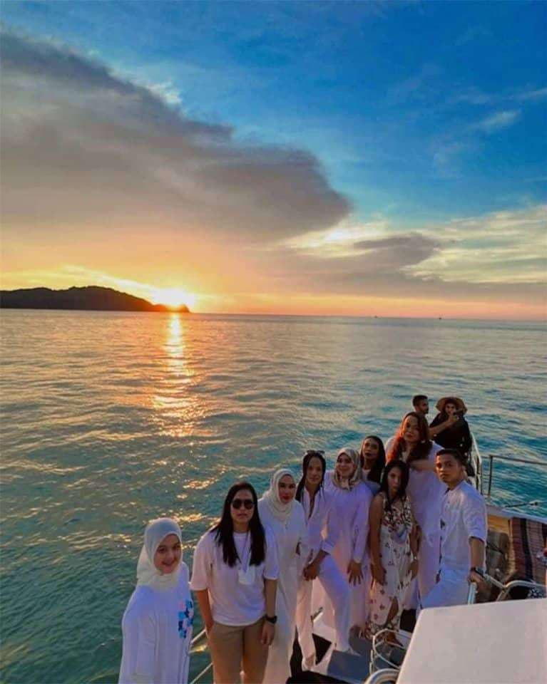 (3D2N) A Complete Langkawi Itinerary for Team Building: Langkawi sunset yacht