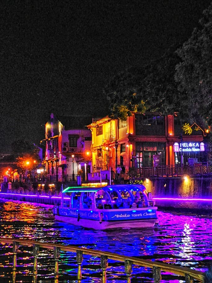 Historical Team Bonding: Ideal 2 Days 1 Night Malacca Corporate Retreat Itinerary - Melaka River Cruise
