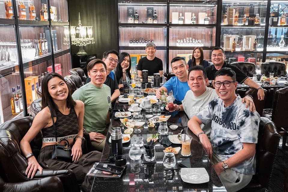 (Work Hard, Play Lavishly) 11 Must-Try Luxury Team Outings in Singapore : The Grande Whisky Museum