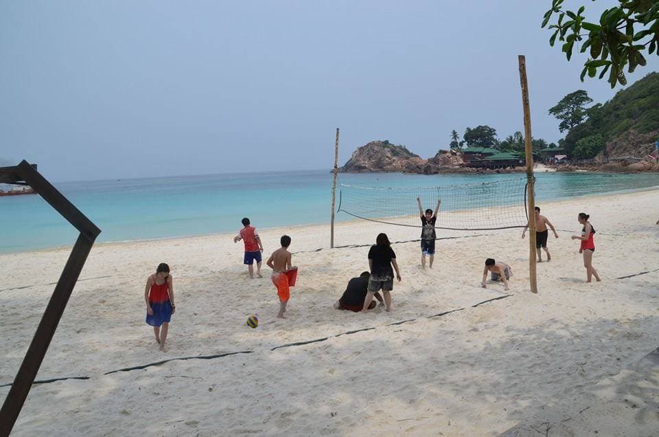 Island Vibes: 9 Remarkable Team-Building Activities to Try