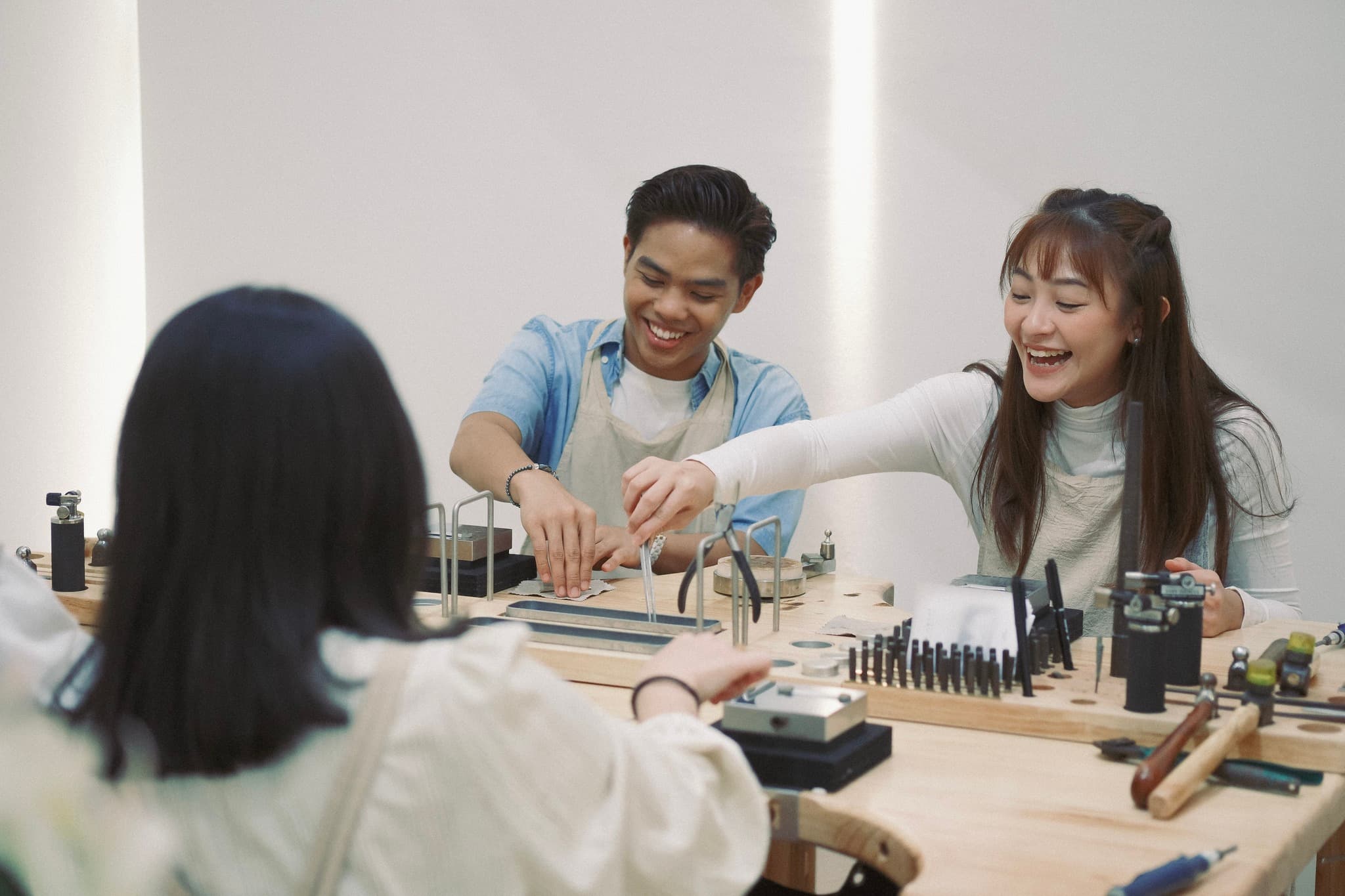 Get Creative Together: 15 Artistic Team Building Activities in Kuala Lumpur - Zo.craft Workshop (KL Branch)