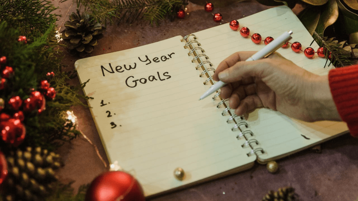 17 Entertaining Office Christmas Party Ideas
